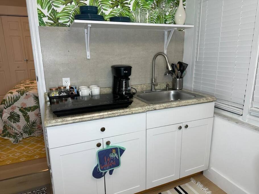 Appartamento Sleeps 3, Casa Tropical In *